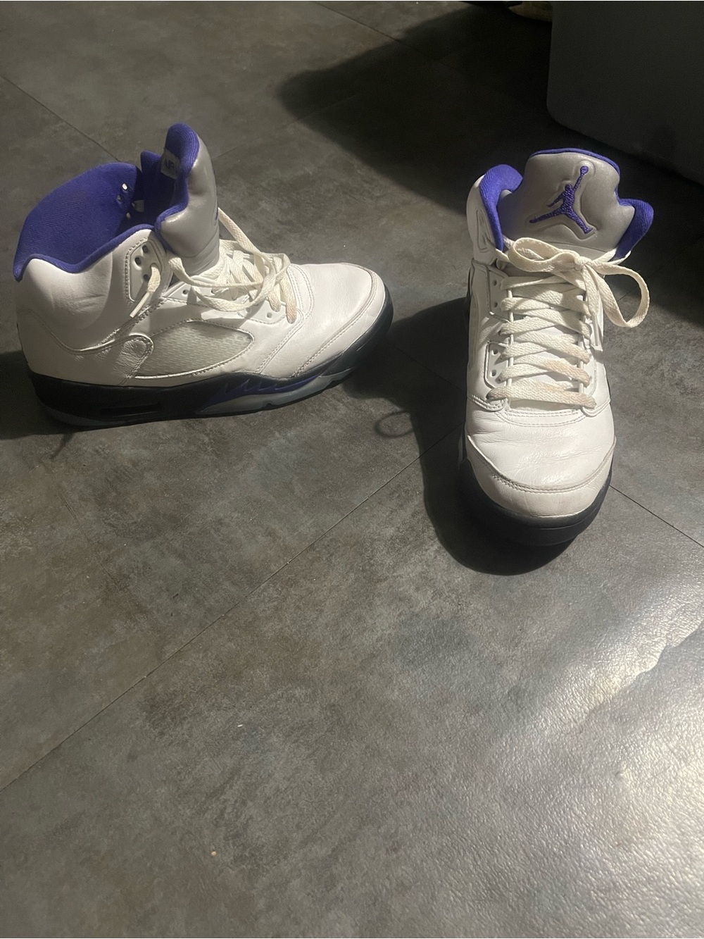 Air Jordan Retro  5 White Purple Black Men's Mid Top Basketball Sneaker